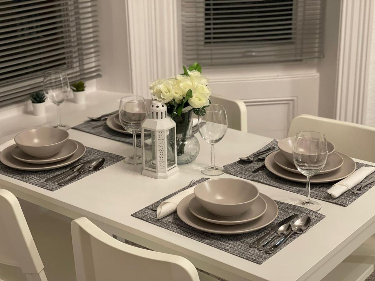 דירות בורנמות' Luxury,Location And Convenience מראה חיצוני תמונה